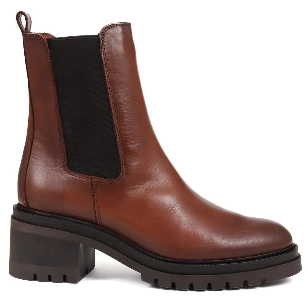 Darrah Leather Chelsea Boots - DARRAH / 324 252