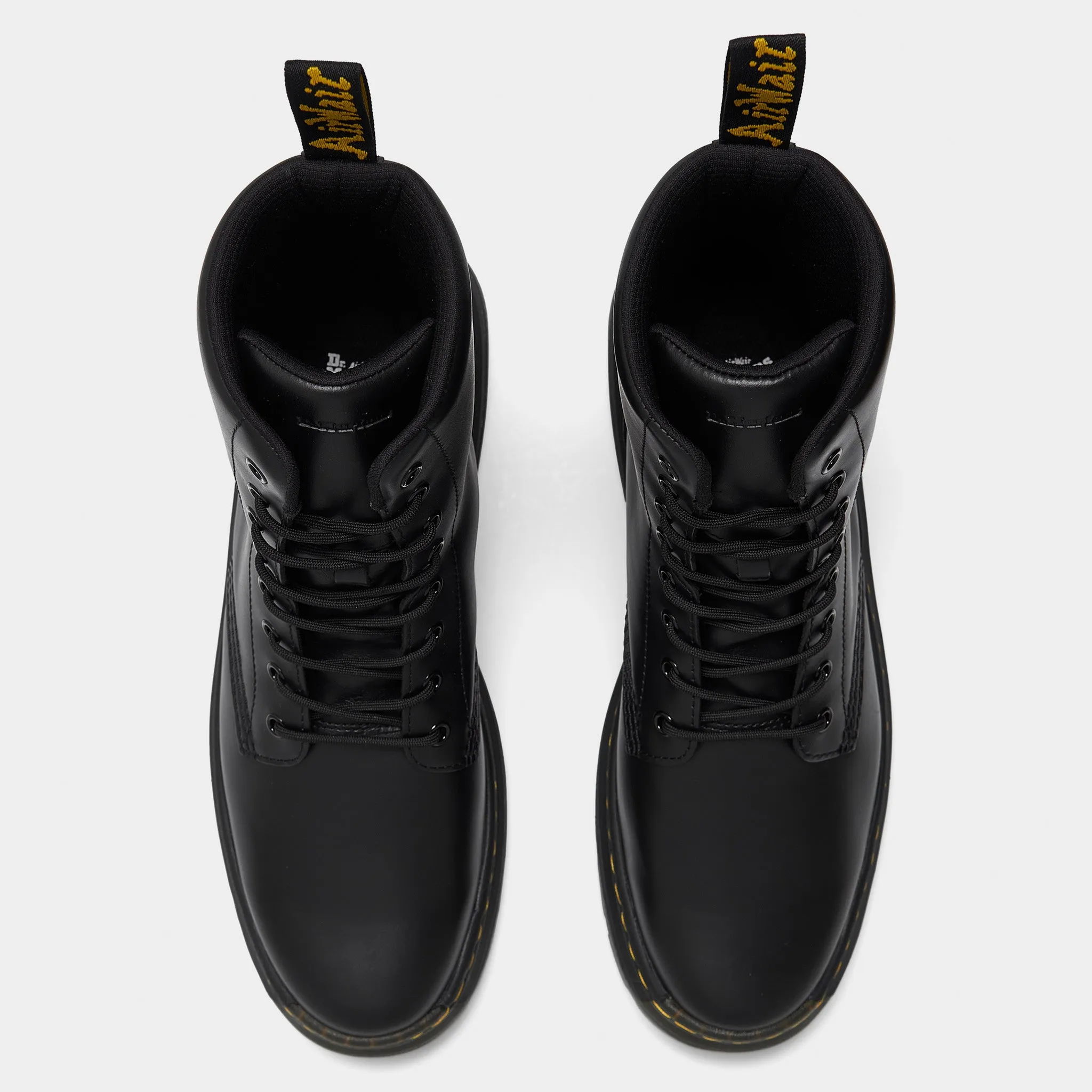 Dr. Martens Crewson Classic Leather Boot / Black