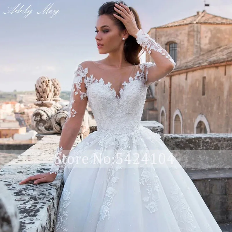 Gorgeous Appliques Long Sleeve Beading Ball Gown Wedding Dress 2024 Romantic Scoop Neck Lace Up Vintage Bridal Gown Customized