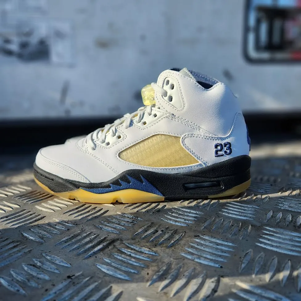 W AIR JORDAN 5 X A MA MANIÉRE 'DAWN'